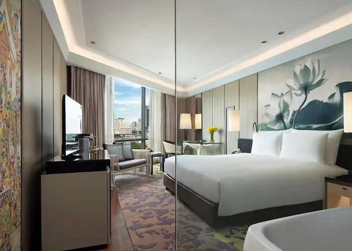 Siam Kempinski Hotel